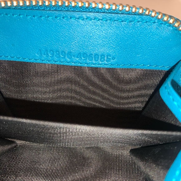 Authentic Gucci coin purse - Picture 6 of 9